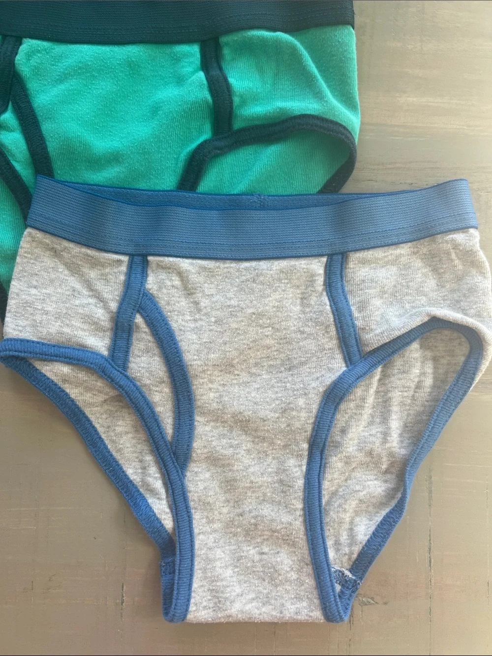 Cat & Jack Boys' Briefs - 7 pack - Size XS (4/5).